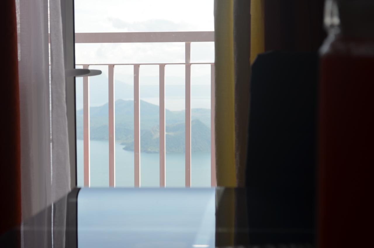 Holy Family Condo At Wind Residences,Tagaytay Tagaytay City Ngoại thất bức ảnh